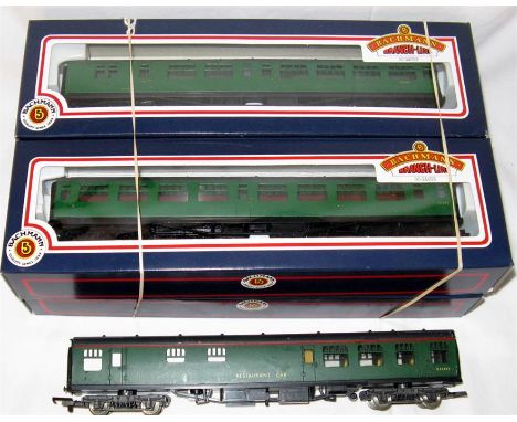 BACHMANN 4 x BR(S) Green Mk1 Coaches Nos 34-501/525/526 and 551A - Near Mint Boxed and a Lima 305324 BR(S) Mk 1 Restaurant Ca