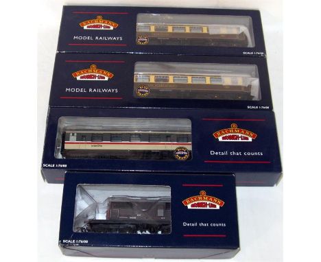 BACHMANN 3 x Coaches and a Brake Van - BRMk 1 Pullmans with Lighting Nos39-310 and 320 (Accessory Packs) - 39-055 BR Mk 1 I/C