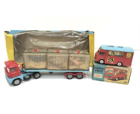 Two Corgi Toys Chipperfields Circus models: 426 Chipperfields Mobile Booking Office (G+ in F discoloured box); 1139 Chipperfi