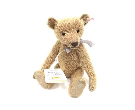 Steiff Appolonia Margarete Teddy Bear, EAN 038129, blonde, height 30cm. Limited edition up to the end of 2005 No.4216. E with