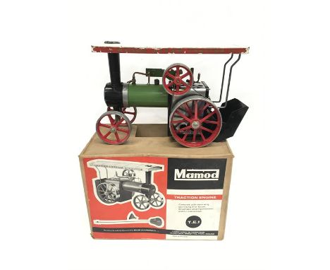 Mamod Traction Engine TE1 with steering rod and funnel. Overall appears G, has been fired, in G box. 