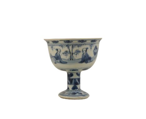 BLUE AND WHITE STEM CUP, LATE MING, CIRCA 1640, the everted rim above the rounded body decorated with scholars at ease in a l