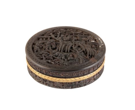 LARGE EXPORT CARVEDTORTOISESHELL AND SILVER-GILT MOUNTED SNUFF BOX, QING DYNASTY, 19TH CENTURY, deeply carved throughout with