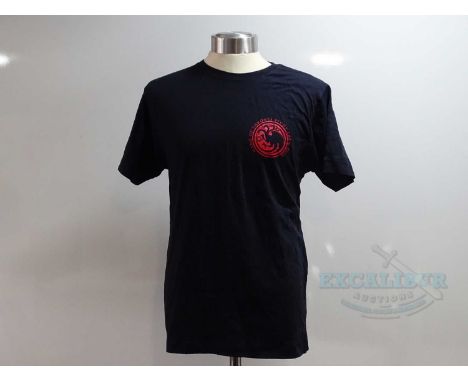 GAME OF THRONES: Production Crew Issued Items (2 in lot) comprising: A blue stunt crew Season 1, short sleeved, 'L' t-shirt t