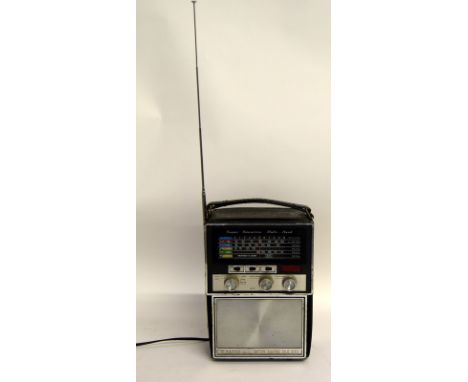 Vintage Titaiyo Muli Band Radio circa 1970