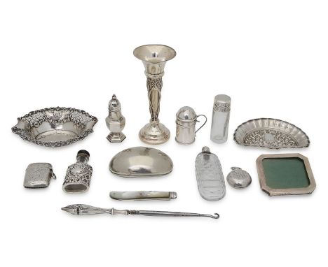 A collection of Victorian and later silver vertu and other itemsvarious makers, date letterscomprising a late 18th century gl