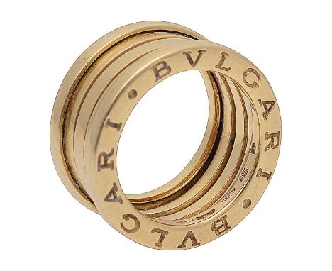 A Bulgari B.Zero yellow gold ringthe inner sides engraved Bvlgari, with adjustable centre, stamped 750 Made in Italyring size