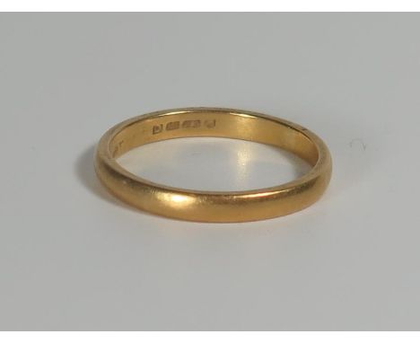 A 22ct Gold Wedding Band, 2.5mm wide, size M.5, 3g 