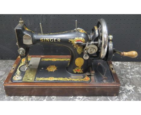 A Singer 128K Manual Sewing Machine EB723381 