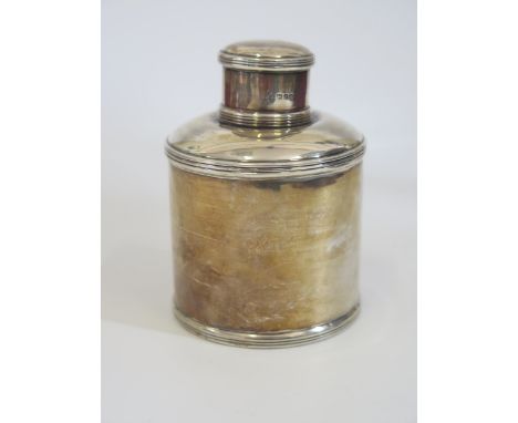 A George V Silver Tea Caddy Flask, London 1912, Charles &amp; Richard Comyns, 9.5cm high, 91g 