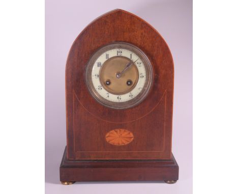 An Edwardian Mahogany and Inlaid Mantle Clock, 31.5cm 