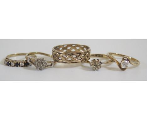 Five 9ct Gold Rings, sizes R, N, M.5 L.5 and K.5, 10g 