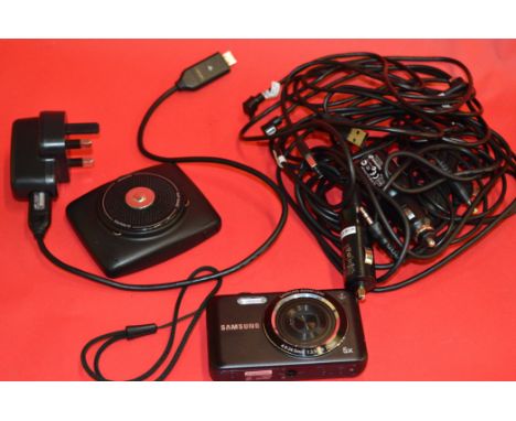 POLICE > TomTom One Sat Nav and a Samsung digital camera [NO RESERVE] [VAT ON HAMMER PRICE]