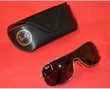 POLICE > A Pair of Ray-Ban sunglasses with case  [NO RESERVE] [VAT ON HAMMER PRICE]   