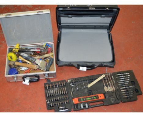 POLICE > Quantity of assorted tools and cases  [NO RESERVE] [VAT ON HAMMER PRICE]   