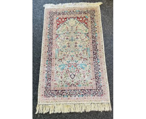A Chinese style hand-knotted silk rug. [153 x 92.5cm] 