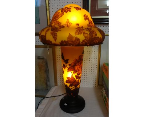 Large glass table lamp made in the style of Galle, signed to shade 32 inches tall (83cm).