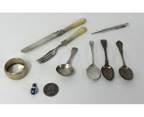 Crown Derby style miniature snuff bottle with silver top, Georgian caddy spoon and other silver tea spoons