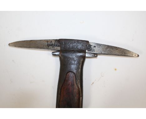 Rare First World War attributed Royal Engineers Tunnelling Company Pick, made by the Hardy Patent Pick Company of Sheffield, 