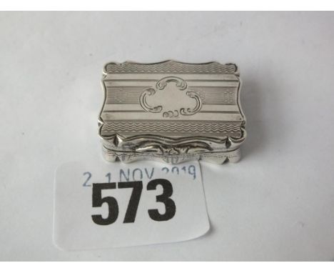 Victorian small vinaigrette with engine turned banding, Lon 1878 by T Dyer 12gm