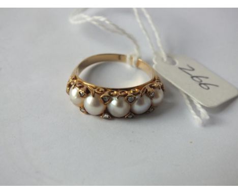 Antique pearl and rose diamond ring set in 18ct. size P 4.6g.   