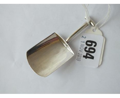 Caddy scoop in the form of a spade, Shef 1912 by TB &amp; S    