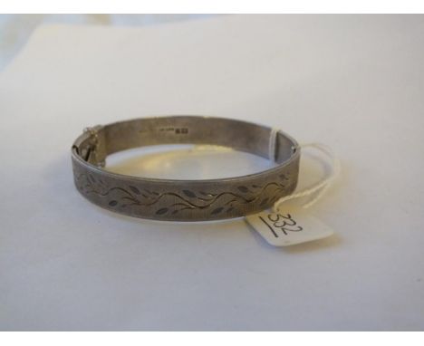 Silver leaf engraved bangle         