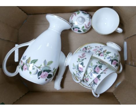 Wedgwood Hathaway rose part coffee set: to include coffee pot, 5 cups and 3 saucers 
