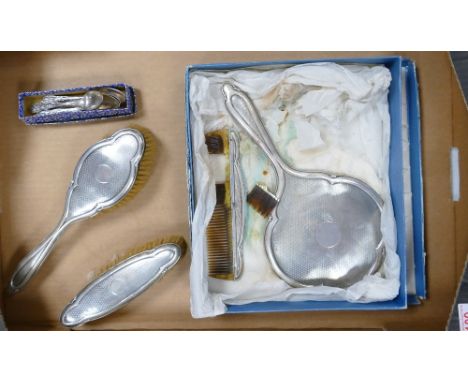 Silver Dressing Table set: together with similar silver set of tea spoons 