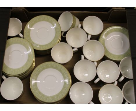 Royal Doulton sonnet cups and saucers: cups x 13 and saucers x 27 