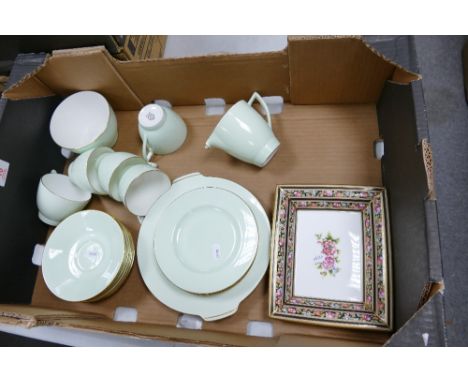 Minton Art Deco tea set: together with Wedgwood Clio dish 