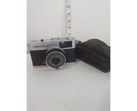 A vintage Olympus trip 35mm camera (untested)