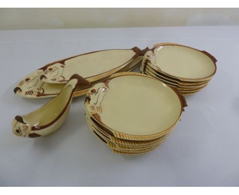 Quimper ceramic fish set to include twelve plates, two platters and a sauce boat  (13)