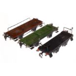 Bub und 2 Märklin Plattformwagen für Kanonen, Spur 1, starke Alterungsspuren, L 24,5, Z 3