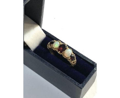 Vintage 9ct gold opal and garnet ring 2.8g 