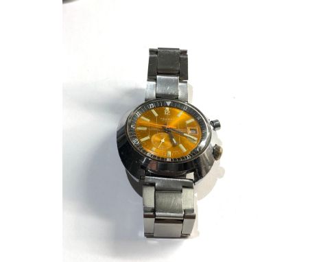 Gents 17j Vintage Tegrov Minutestop wristwatch Watch the watch is ticking but other function unkown spares or repair 