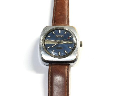 Vintage Sicura Automatic 25 Jewels wrist watch in wrking order but no warranty given 