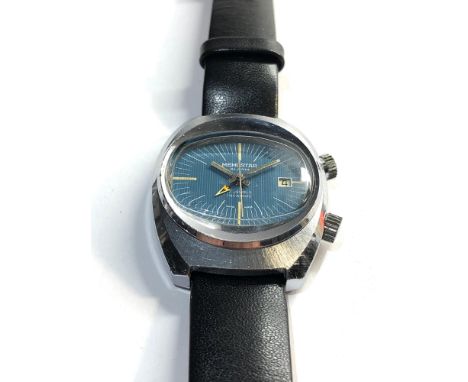 Vintage Memostar alarm 17 jewel gents wristwatch good overall condition in working order but no warranty is given 
