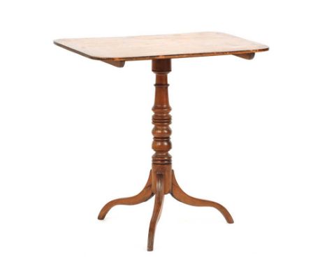 GEORGIAN MAHOGANY SQUARE TOP LAMP TABLE ON TURNED PEDESTAL WITH THREE SPRAYED LEGS HEIGHT: 27 INCHES WIDTH: 26 INCHES DEPTH: 