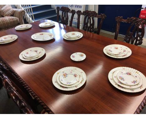 Royal Worcester 'Roanoke' dinner service