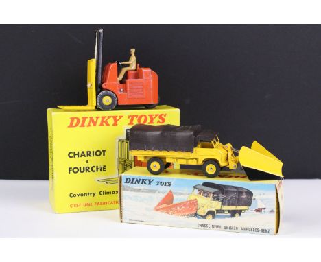 Two boxed French Dinky diecast models to include 567 Chasse-Neige Unimig Mercedes Benz Snowplough in yellow and black with bl