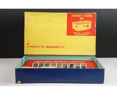 Boxed Dinky 785 Service Station (Moulded Kit), all contents appearing complete together with a boxed 787 Lighting Kit With 4.