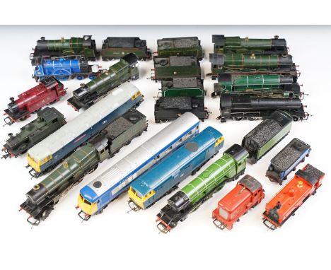 16 OO gauge locomotives to include Hornby Queen Mother, Hornby Sir Dinadin, Hornby No 5 in red, Lima King George V etc 