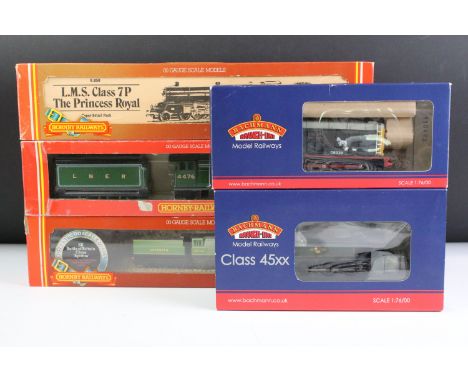 Five boxed OO gauge locomotives to include 3 x Hornby (R042 LNER 4-6-2 Royal Lancaster Loco, R374 SR Battle of Britain Loco S