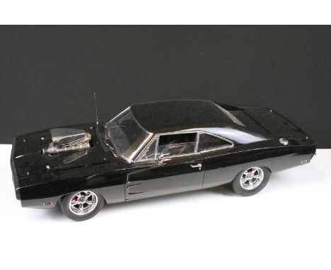 Fanhome Fast &amp; Furious Build Your The Legendary 1/8th scale Dodge Charger R/T, near complete (missing 5 x part 110f latch