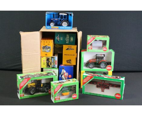 14 Boxed 1/32 scale farming and construction related diecast models to include Britains JCB 3220 Fastrac, Britains Land Rover