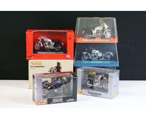 Seven boxed / cased diecast model motorbikes to include 2 x cased Nacoral models featuring Guzzi 750 VS 3601/M and Norton 750