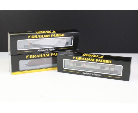 Three cased Graham Farish by Bachmann N gauge locomotives to include 371-600A Class 42 Diesel BR maroon D823 Hermes, 371-601A