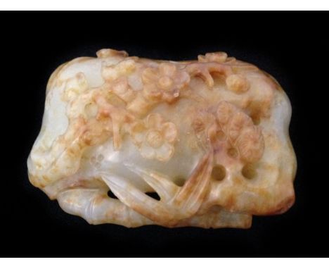 A White Jade Pendant Carving 18/19th Century. 6cm