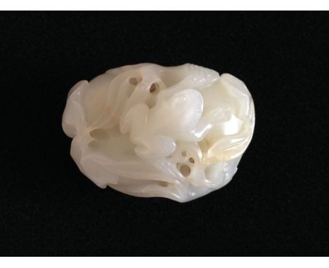 A White Jade Frog Carving 18/19th Century.